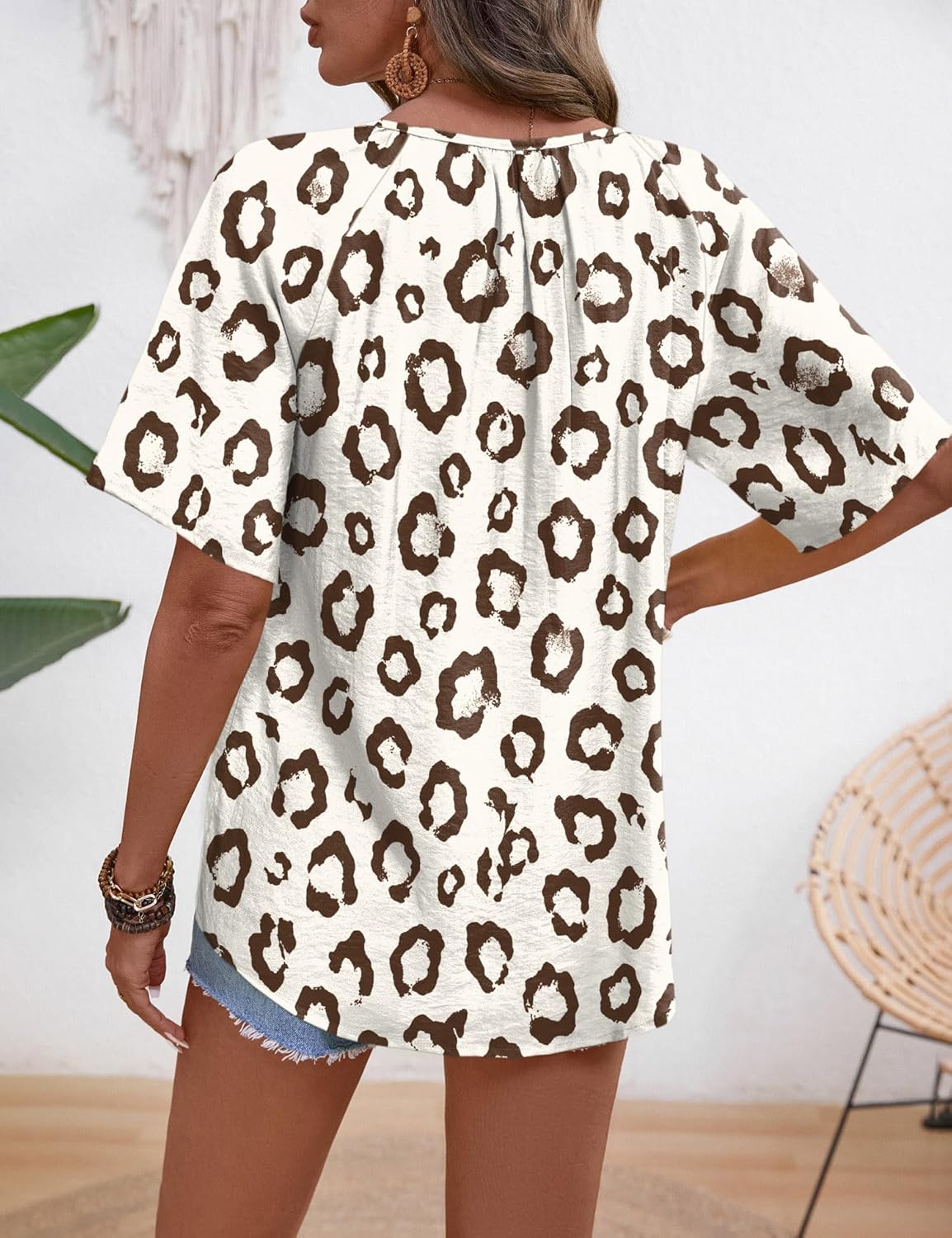 Rapbin Cute Tops for Women Trendy Brown Leopard Cotton Linen Blouses V Neck Short Sleeve Shirts for Women Dressy Casual Summer Tops M